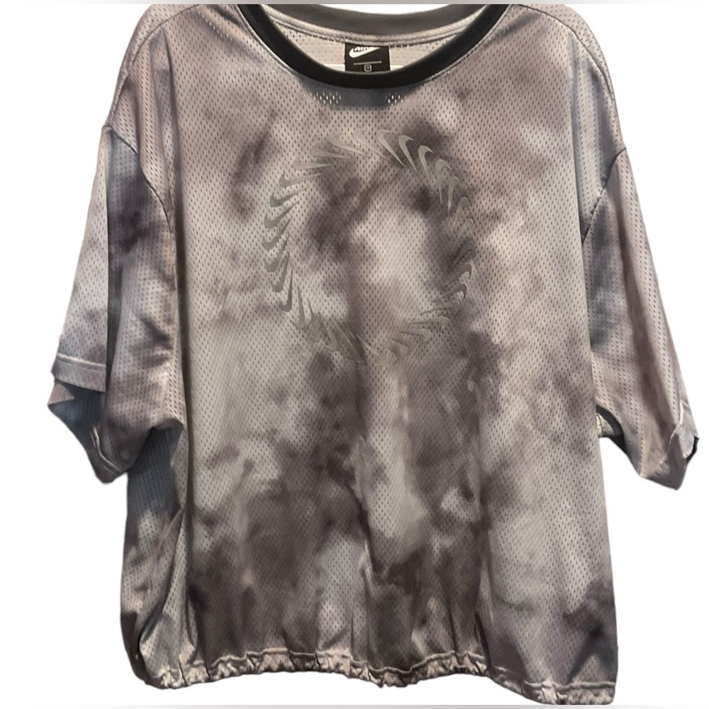 Nike Clash Mesh Crop Top